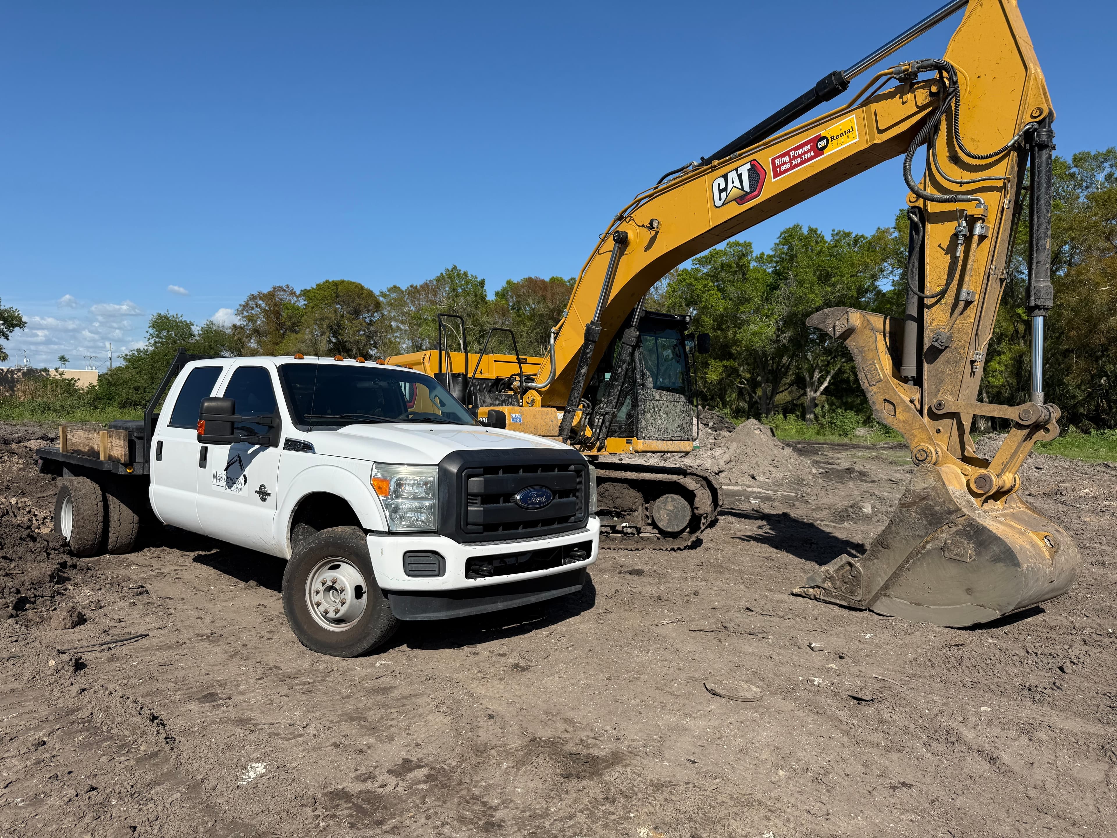 Commercial sitework equipment operating in Tampa Bay